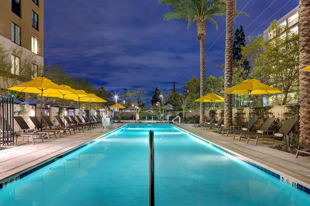 Home2 Suites By Hilton Anaheim Resort Exterior foto